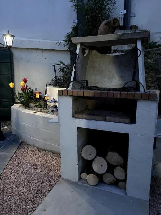 Maison Jardin Et Parking Gratuit - 10 Min De L'aeroport - Metro 14 - Arrivee Autonome Appartement *