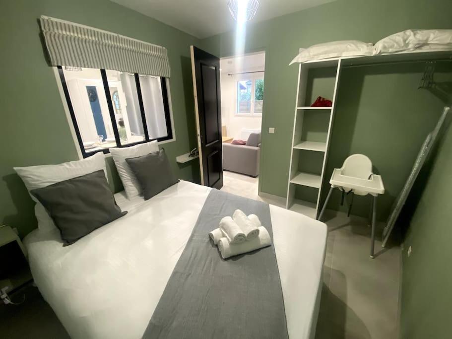 Apartment Maison Jardin Et Parking Gratuit - 10 Min De L'aeroport - Metro 14 - Arrivee Autonome Orly